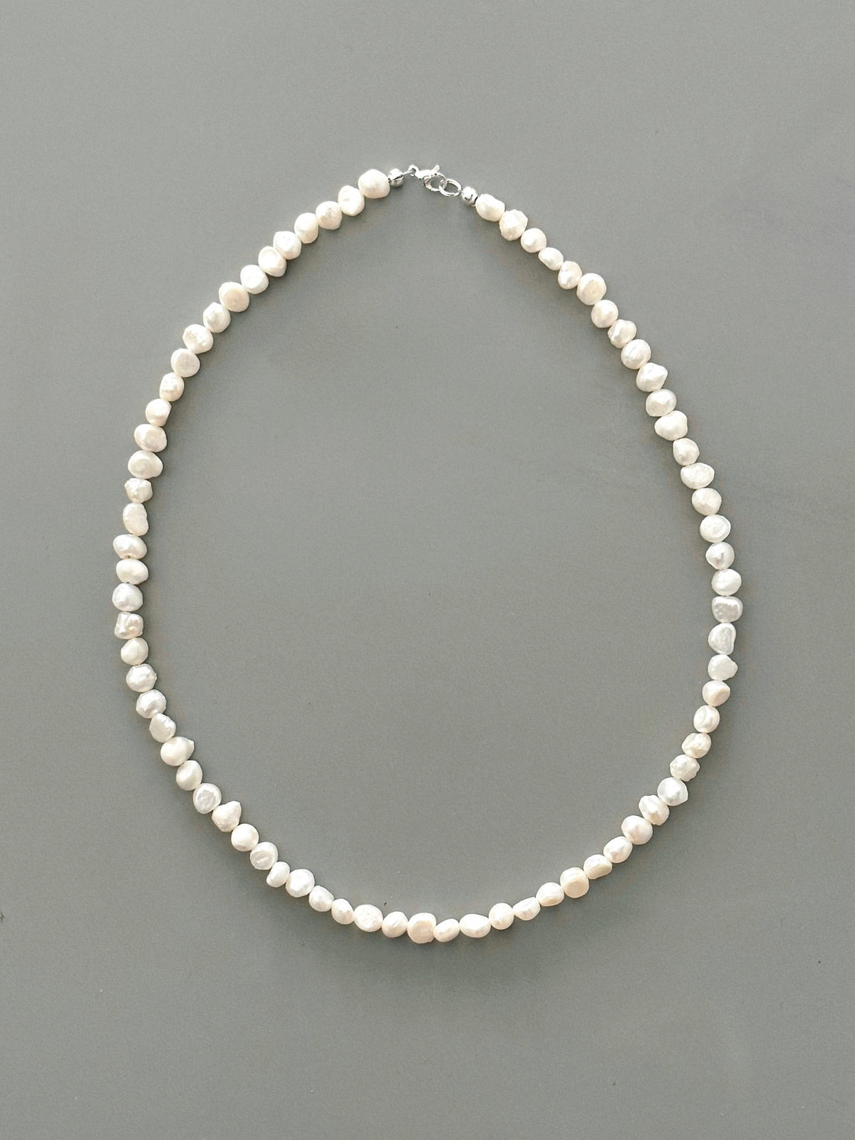 De Perles Necklace